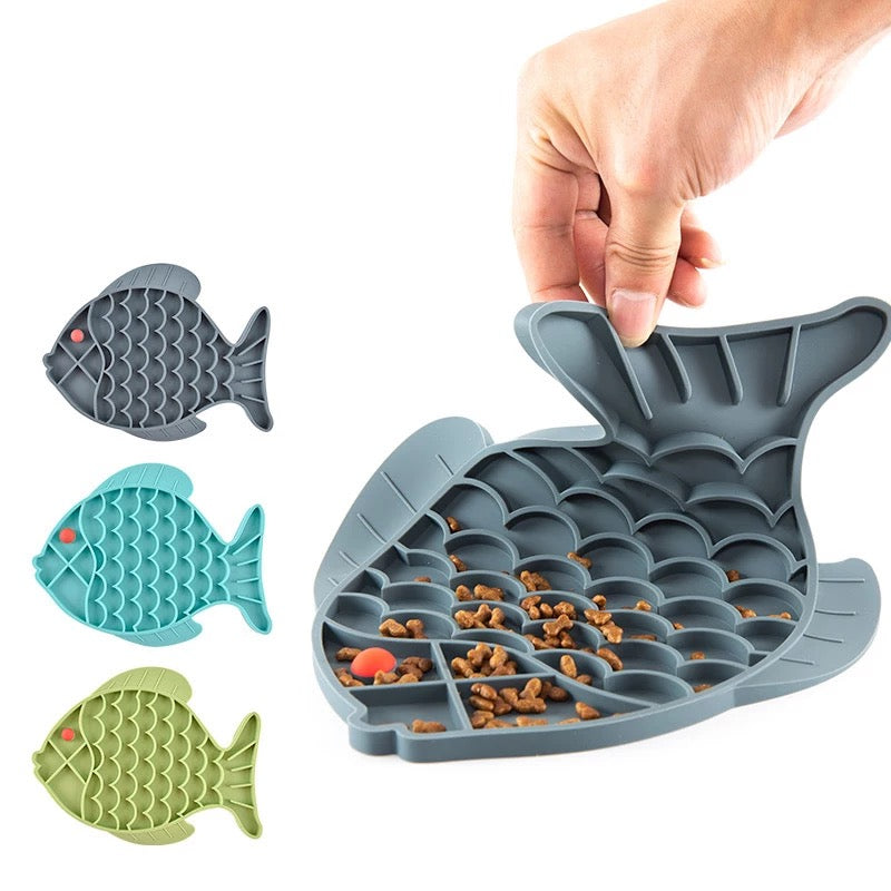 Fish Shape Silicone Bowl Dog Lick Mat Slow Feeding Food Bowl For Small Medium Dogs Puppy Cat Treat Feeder Dispenser Pet Supplies-4