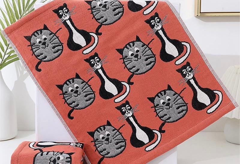 PAWSOME KITCHEN TOWEL - #36-0