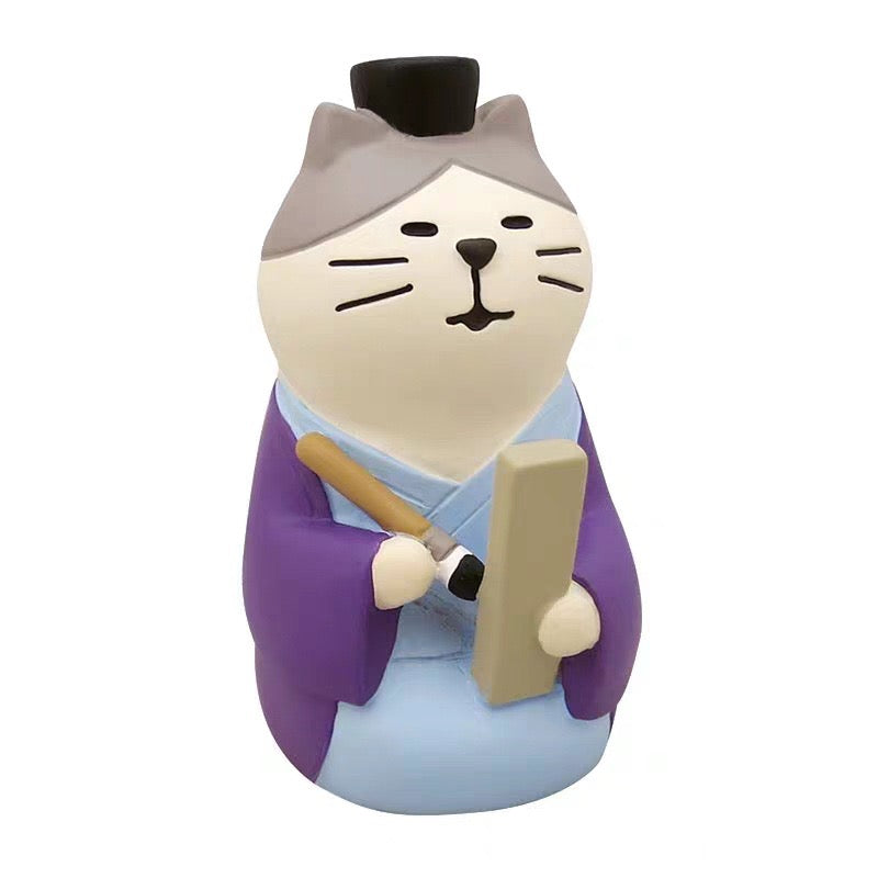 PAWSOME FIGURINES - #205-0